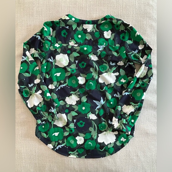 Merona Pretty Green Floral Long Sleeve V Neck Blouse Shirt. Size Medium - Picture 7 of 8